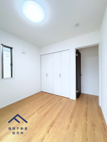 西区野方４丁目　7号地の洋室