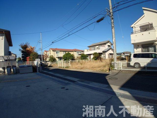 高座郡寒川町一之宮1丁目　売地　の前面道路含む現地写真
