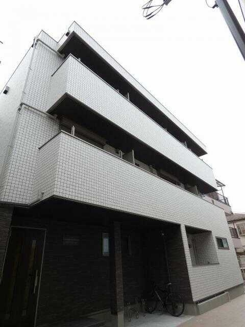 カルテブランシュ曳舟の外観