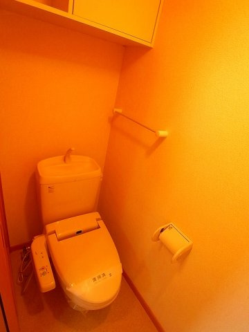 【トイレ】 | ウロジンゼⅠ | トイレです