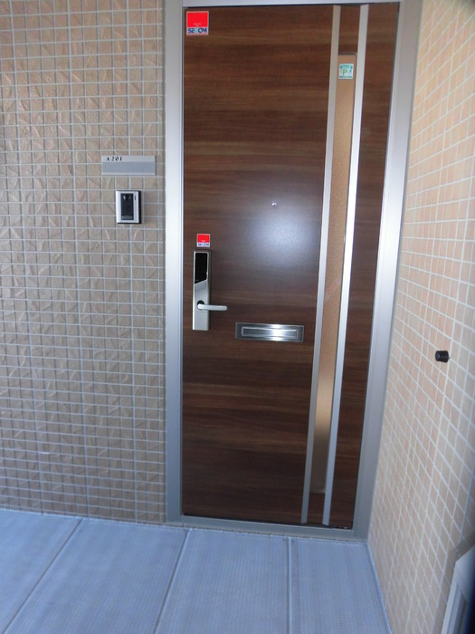 ラ・ナチュール A棟の玄関|A201 玄関