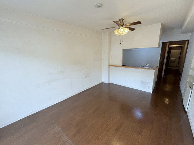 ～ペットと暮らせるマンション～アメリア４番館の居間・リビング