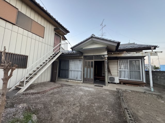 -三丁目不動産-　寄居町富田の外観