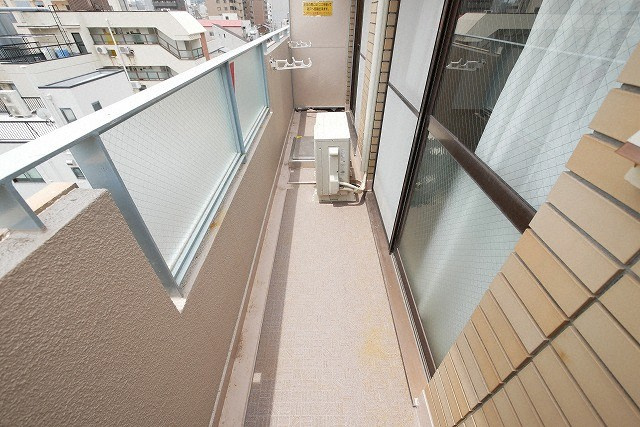 アルファブリックのバルコニー