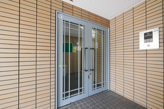 アルファブリックのロビー