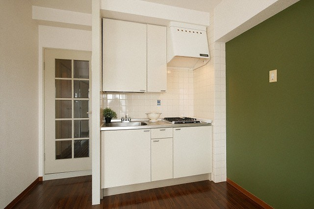 アルファブリックのキッチン