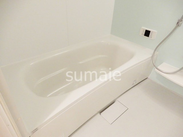 クレセントの浴室|ゆったりとしたお風呂。