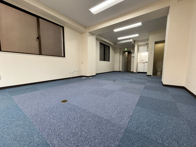 第１小森谷ビル　7Fの駐車場