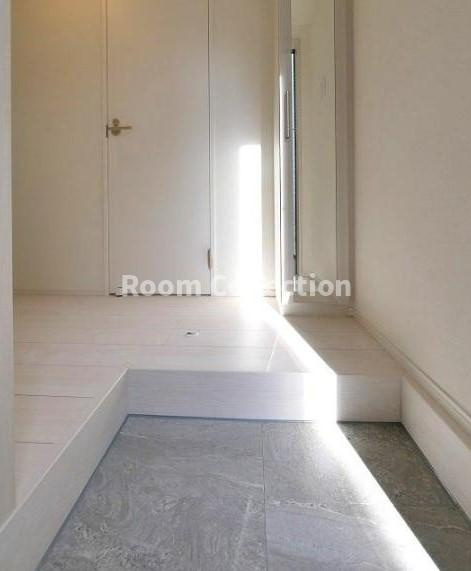 アイランドヴィラ久我山の玄関