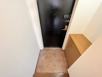 【玄関】 | マイルド新大阪レジデンス3号館 | 落ち着いた玄関です