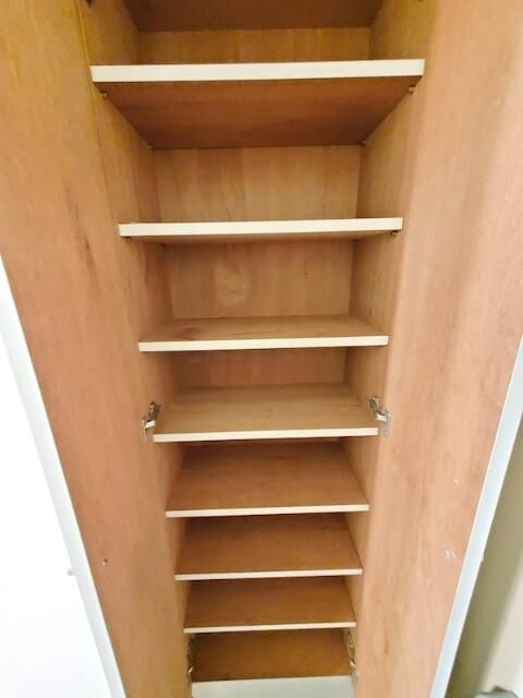 グランハイツ１の収納