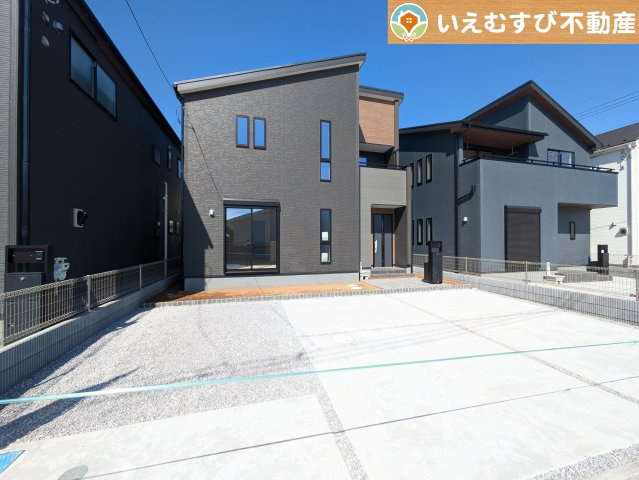 Livele Garden.S　熊谷万平町第3の庭|ガーデニングが楽しめそう
季節の草花で彩りを！ガーデニングで緑あふれる景色を作るのも楽しみ♪