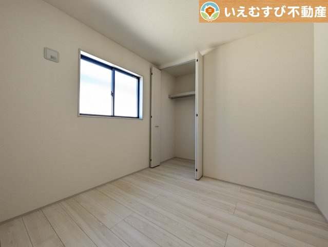 Livele Garden.S　熊谷万平町第3の洋室
