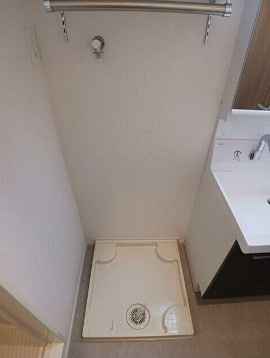【設備】 | フォーマルハウト | 室内洗濯機置き場。