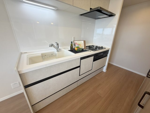 アンビシャス豊四季のキッチン|※完成施工例の為、実際の仕様とは異なる場合がございます。