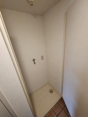 なかよしマンションの設備|室内洗濯機置き場