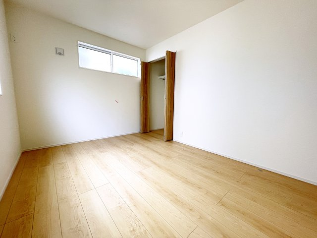 新築戸建・新築建売　郡山市大槻町針生　開成小・第一中の洋室|6帖の洋室　シンプルなので色々なテイストのインテリアも合いそうですね！
