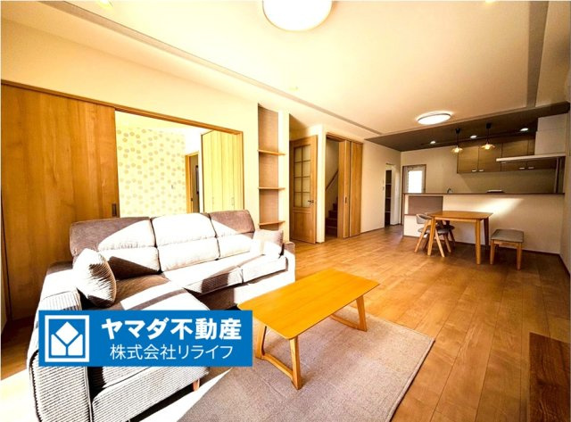 新築戸建　安八郡安八町南今ケ渕第１　全12区画分譲の外観|大きな窓がリビング全体に光と風を運びます。