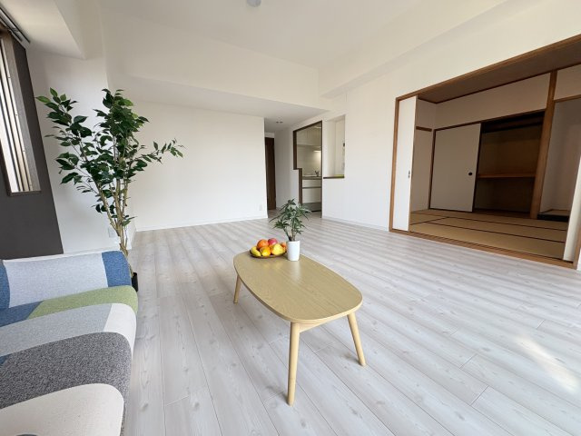 エリオ西神南２号棟