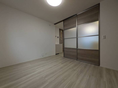 【寝室】 | ヴィラーチェⅡ