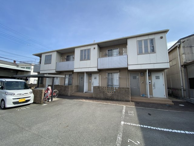 シャーメゾン南条Ｂ棟の外観