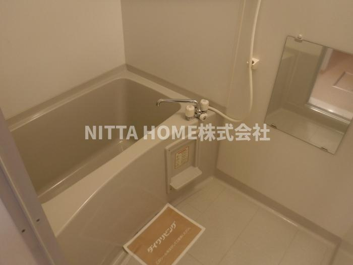 リビオン　Ｂ棟の浴室|浴室乾燥機を完備しています！