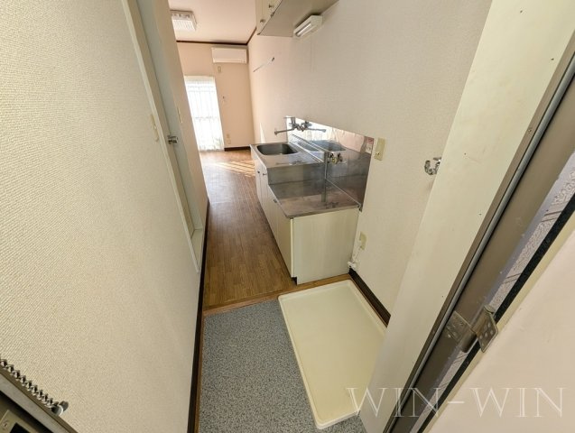 セントラルヒルズ Bの玄関|イメージ（同施工会社同一モデルの写真です）