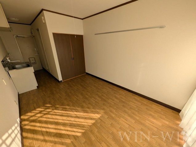 セントラルヒルズ Bの居間・リビング|イメージ（同施工会社同一モデルの写真です）