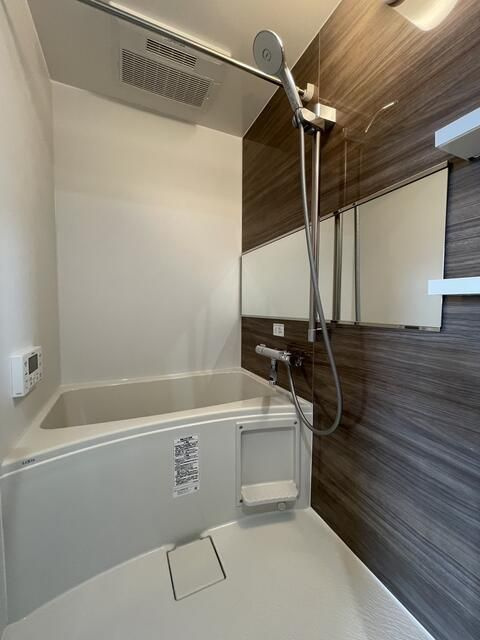 ＯＭＯＣｉ　ＤＥ　ＳＥＮＧＯＫＵの浴室