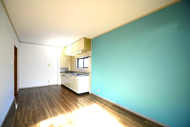 カサビエント新浜Bの居間・リビング