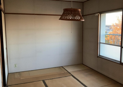 【子供部屋】 | 鶴川２丁目団地 | 子供が何人でも年齢によっては、受験時にしっかり壁のある個室があった方が良い場合もあります。難しい問題ですが、兄弟の人数や、性別や年齢差によって状況が異なりますので、数年後のこともしっかり考えましょう。