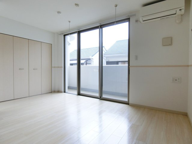 メゾンプレジールの洋室