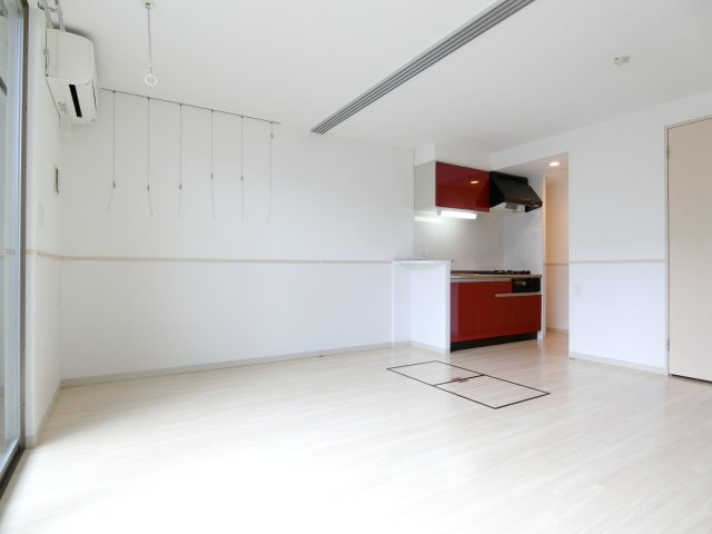 メゾンプレジールの居間・リビング