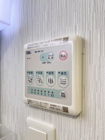 大阪市旭区森小路１丁目の賃貸マンションのエントランス