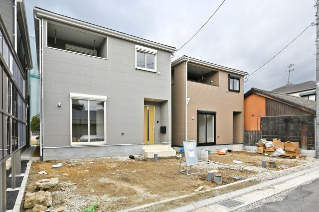 クレイドルガーデン戸ノ内町3丁目新築一戸建て│4LDK+並列駐車2台可の外観|2025年12月撮影