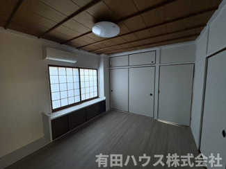 【洋室】 | W様有田市初島戸建 | 1Fキッチン横洋室