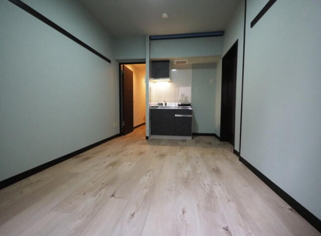 【キッチン】 | 山興弥生町マンション | ダイニングキッチンは、隣室を開放すれば広々とした空間になります。