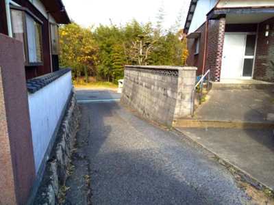 【前面道路含む現地写真】 | 西岐波（大沢）売土地