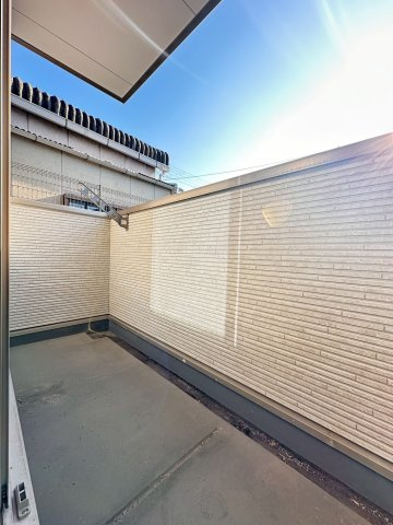 プルメリア東正雀のバルコニー