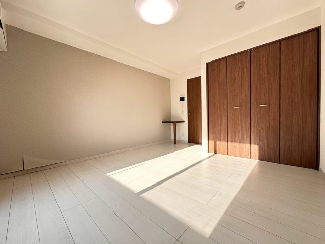 プルメリア東正雀の居間・リビング