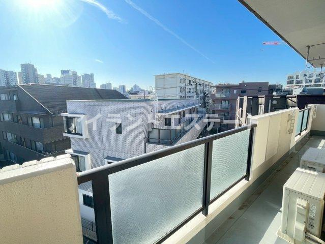 ワイスハイムⅡ　ペット相談　内装リフォーム　駐車場ありのバルコニー