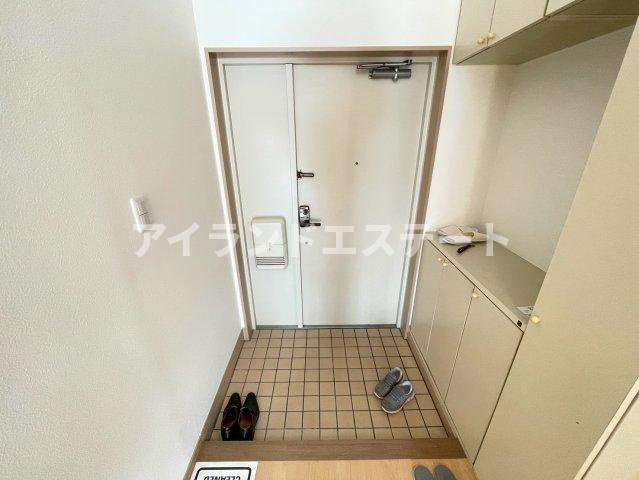 ワイスハイムⅡ　ペット相談　内装リフォーム　駐車場ありの玄関