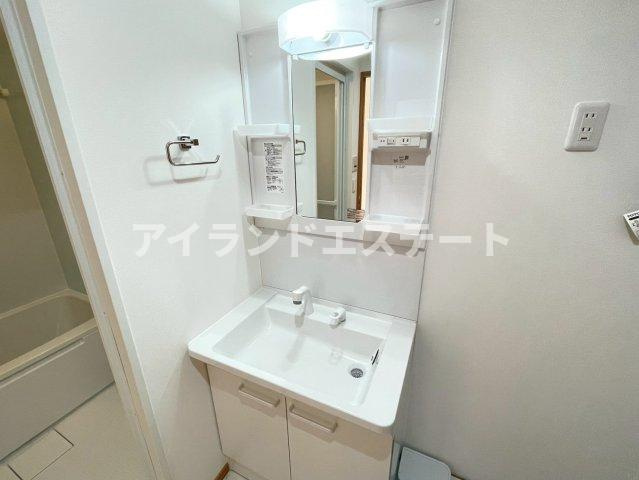 ワイスハイムⅡ　ペット相談　内装リフォーム　駐車場ありの洗面所