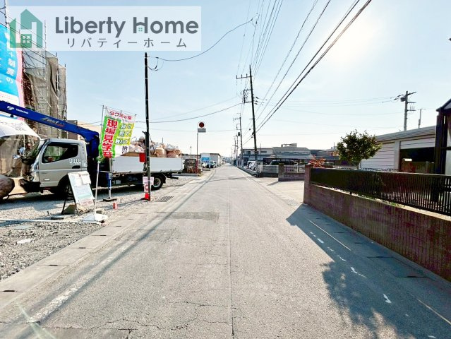 土浦市生田町第4　新築戸建　5号棟の前面道路含む現地写真