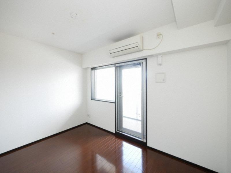 MDI三国コートの洋室