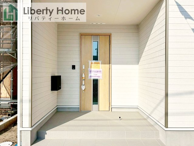 土浦市生田町第4　新築戸建　7号棟のエントランス