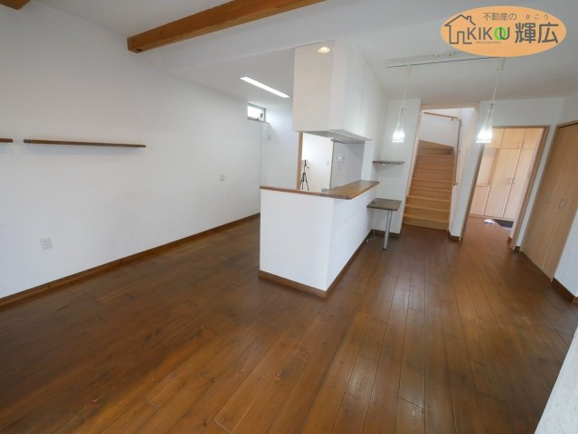 【居間・リビング】 | 姫路市北原　中古戸建