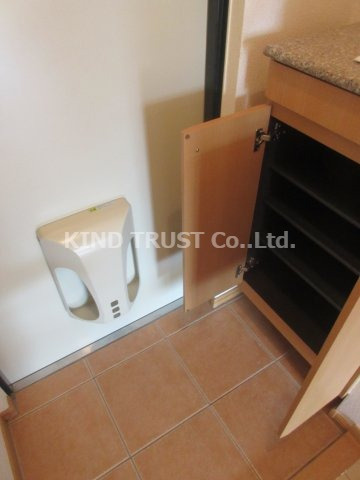 ハピネス浦江の玄関|ゆったりとした玄関です