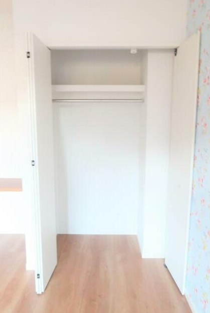 イハナガーデンB棟の収納