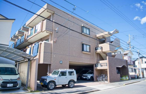 名古屋市南区　シャルマン赤坪の外観